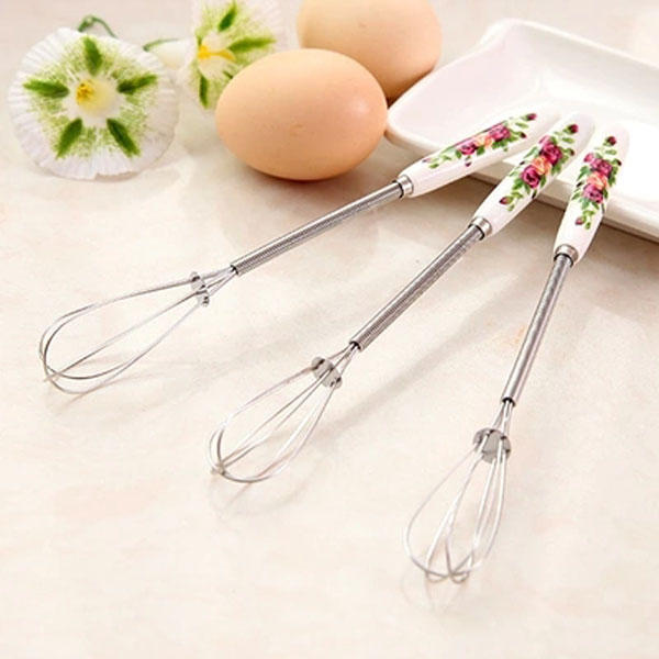 Mini ceramic egg beater with handle