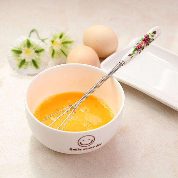 Mini ceramic egg beater with handle