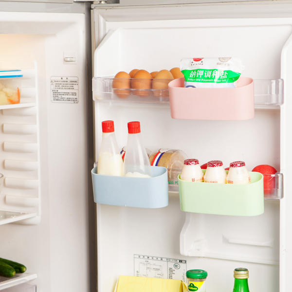 Refrigerator small storage basket