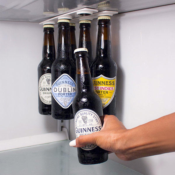 Refrigerator magnet beer bottle rack