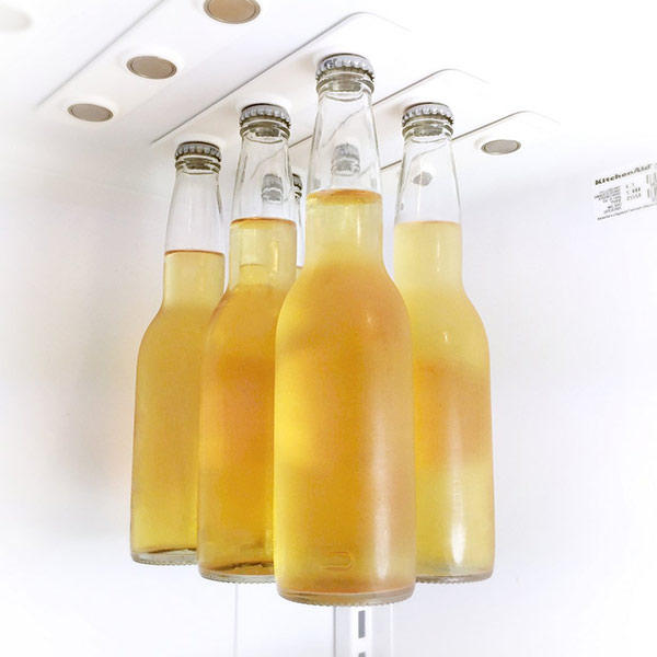 Refrigerator magnet beer bottle rack