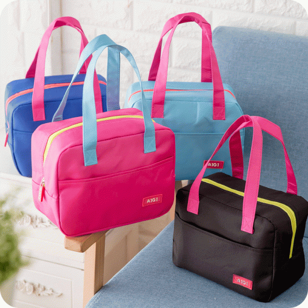 Large capacity insulated lunch tote bag